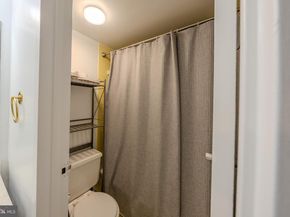 1300 Army Navy Drive 118, Arlington VA 22202