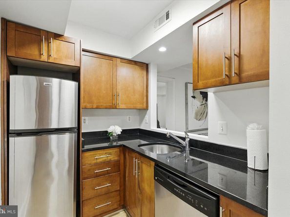 1367 K Street SE B, Washington DC 20003