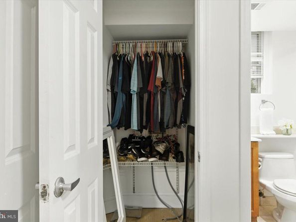 1367 K Street SE B, Washington DC 20003