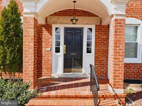 3432 S Wakefield Street B1, Arlington VA 22206