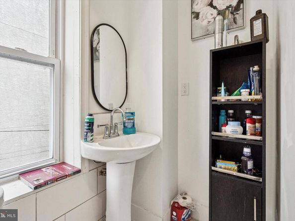 517 N 35TH Street, Philadelphia PA 19104