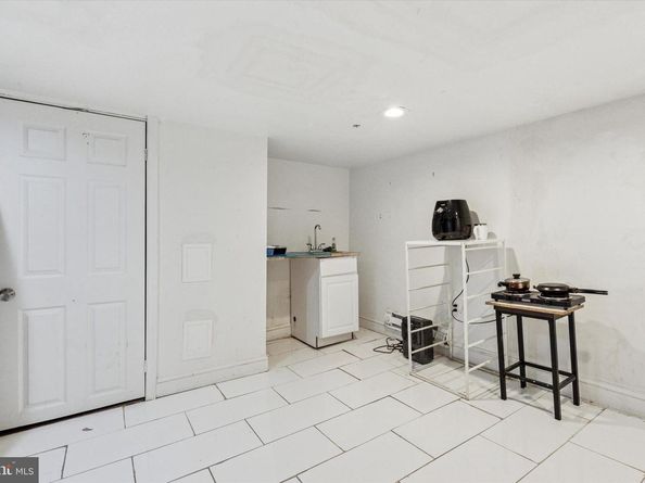 517 N 35TH Street, Philadelphia PA 19104