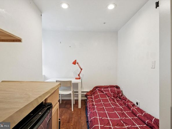 517 N 35TH Street, Philadelphia PA 19104