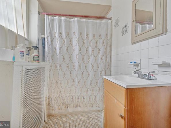 5351 Morse Street, Philadelphia PA 19131