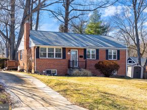 7011 Murray Lane, Annandale VA 22003