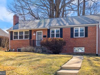 7011 Murray Lane