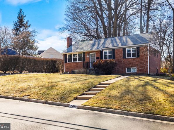 7011 Murray Lane, Annandale VA 22003