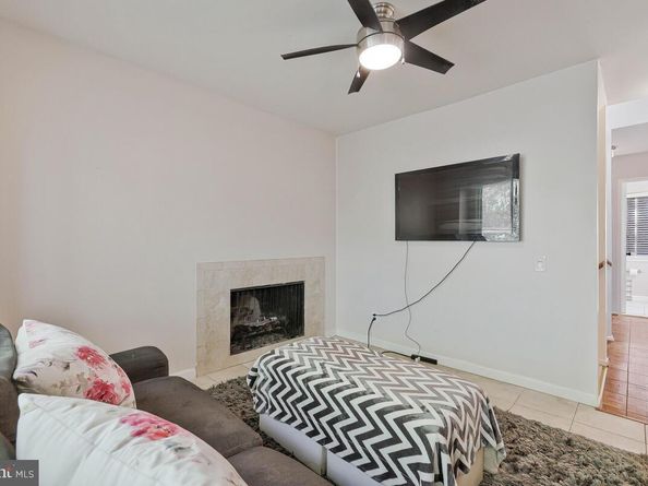 1526 Park Glen Court, Reston VA 20190