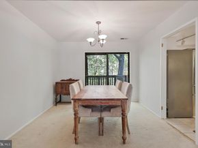 1526 Park Glen Court, Reston VA 20190