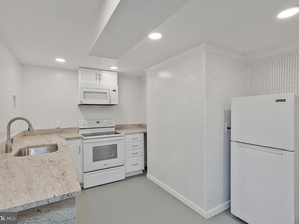 1526 Park Glen Court, Reston VA 20190