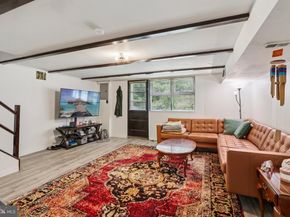7521 Valley Avenue, Philadelphia PA 19128