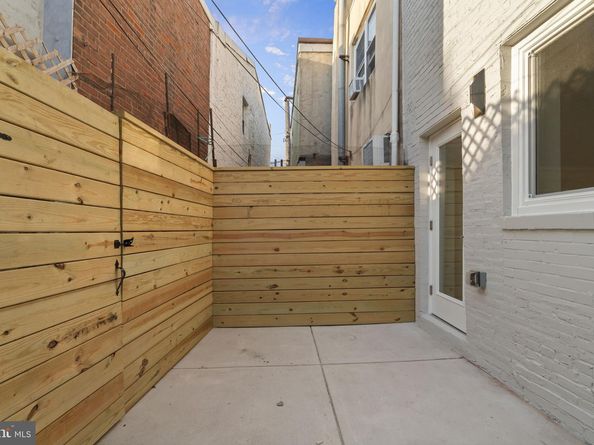 1318 S 8TH Street, Philadelphia PA 19147