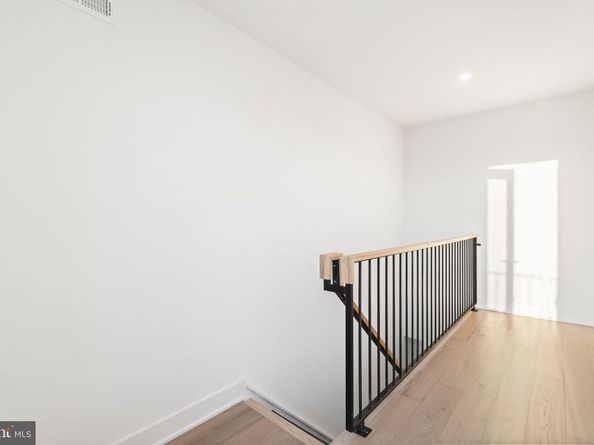1318 S 8TH Street, Philadelphia PA 19147