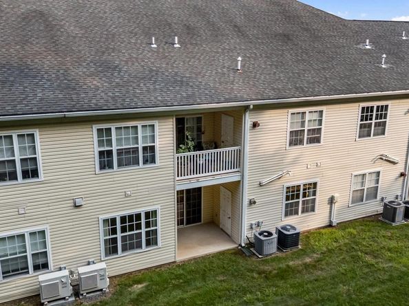 2 Falcon Drive 202, Holland PA 18966