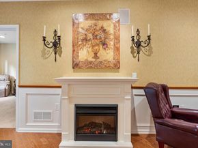 2 Falcon Drive 202, Holland PA 18966