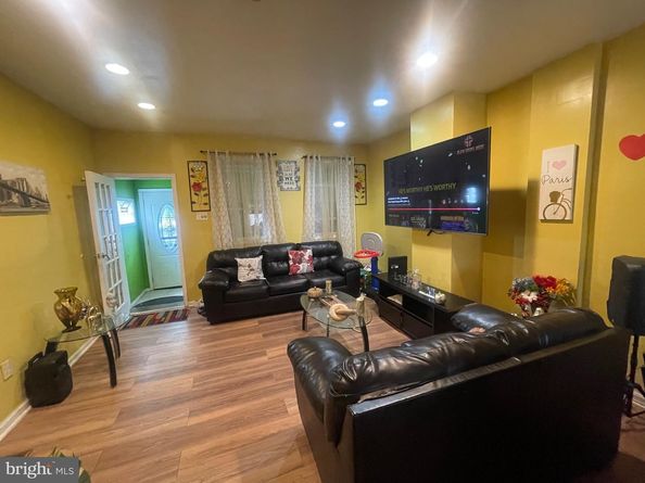 4225 N Sydenham Street, Philadelphia PA 19140