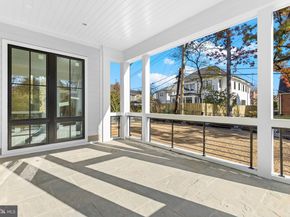 629 N Lincoln Street N, Arlington VA 22201