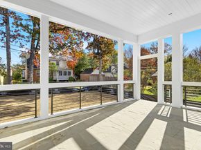 629 N Lincoln Street N, Arlington VA 22201