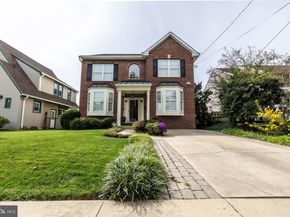 920 Napfle Avenue, Philadelphia PA 19111
