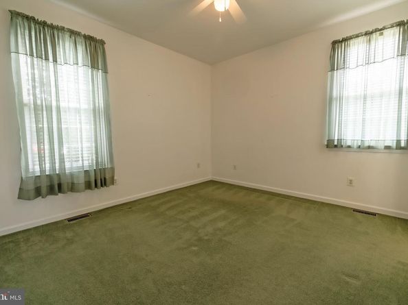 920 Napfle Avenue, Philadelphia PA 19111