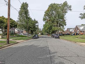 920 Napfle Avenue, Philadelphia PA 19111