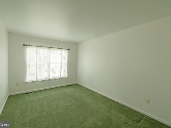 920 Napfle Avenue, Philadelphia PA 19111