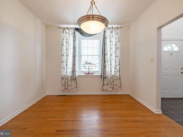 920 Napfle Avenue, Philadelphia PA 19111