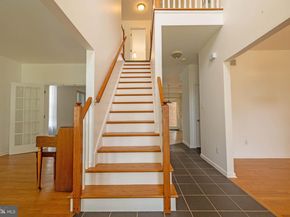 920 Napfle Avenue, Philadelphia PA 19111
