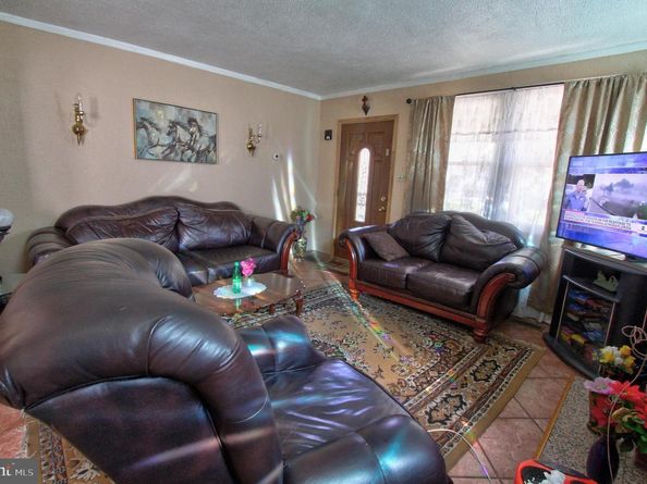 1336 Longshore Avenue, Philadelphia PA 19111