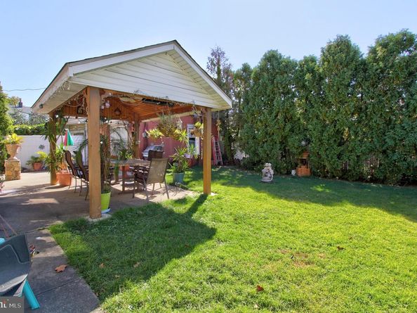 1336 Longshore Avenue, Philadelphia PA 19111