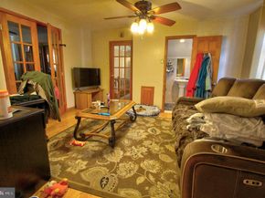 1336 Longshore Avenue, Philadelphia PA 19111