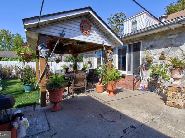 1336 Longshore Avenue, Philadelphia PA 19111