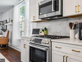 6707 Cinnaminson Court, Philadelphia PA 19128