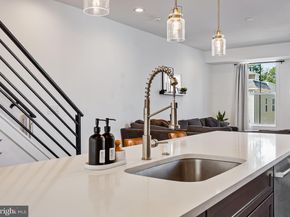6707 Cinnaminson Court, Philadelphia PA 19128