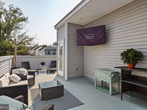 6707 Cinnaminson Court, Philadelphia PA 19128