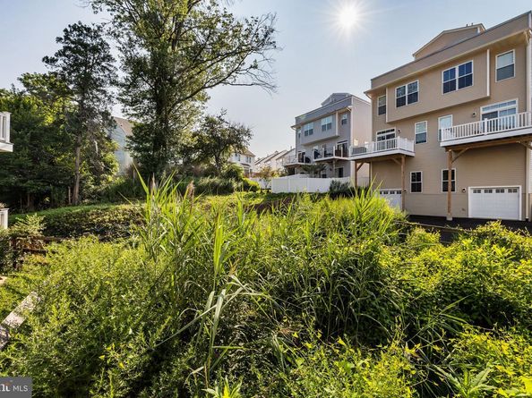 6707 Cinnaminson Court, Philadelphia PA 19128