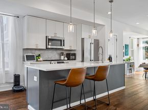 6707 Cinnaminson Court, Philadelphia PA 19128