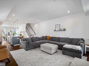 6707 Cinnaminson Court, Philadelphia PA 19128