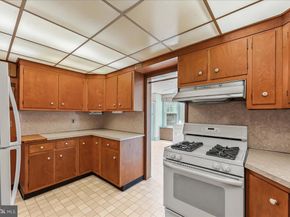208 E Cleveland Avenue, Norwood PA 19074