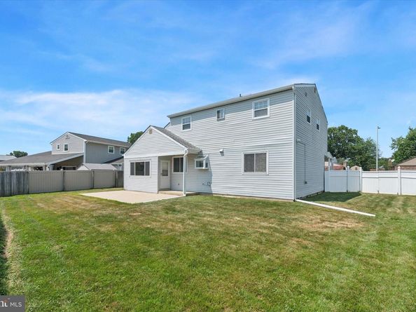 548 Cassingham Road, Fairless Hills PA 19030