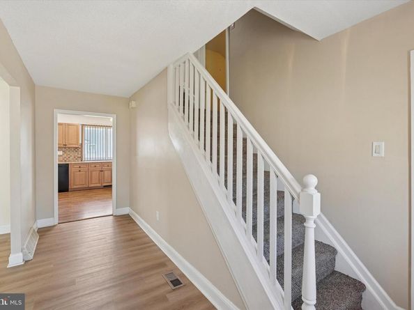 548 Cassingham Road, Fairless Hills PA 19030