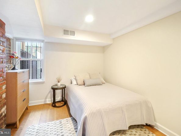 1809 12TH Street NW, Washington DC 20009