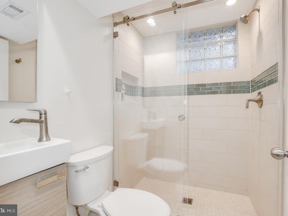 1809 12TH Street NW, Washington DC 20009