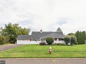 28 Rust Hill Road, Levittown PA 19056