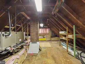28 Rust Hill Road, Levittown PA 19056
