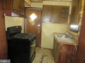 5422 Larchwood Avenue, Philadelphia PA 19143