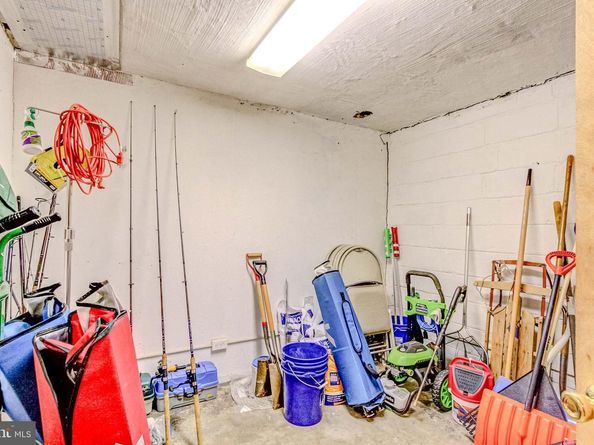 6525 Walker Street, Philadelphia PA 19135