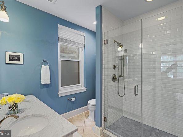 215 Christian Street, Philadelphia PA 19147