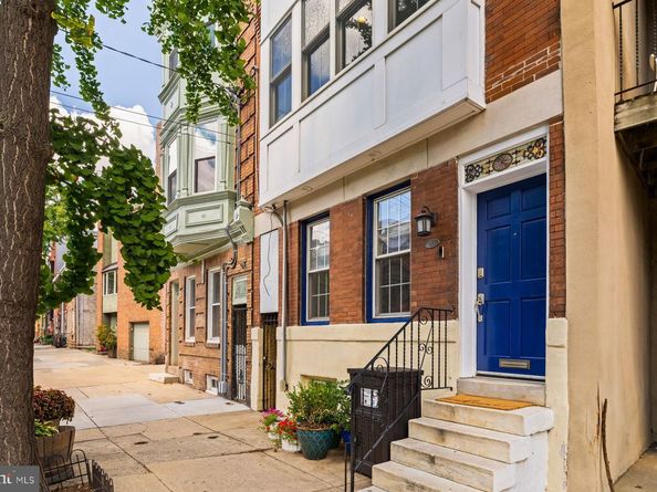 215 Christian Street, Philadelphia PA 19147