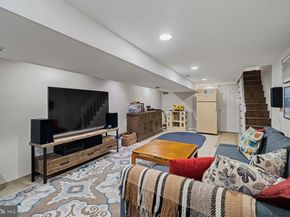 215 Christian Street, Philadelphia PA 19147